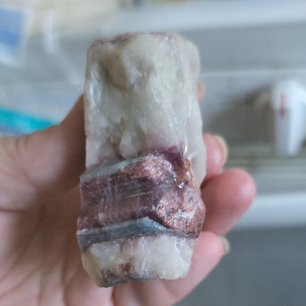 Brazilian tourmaline in Quartz